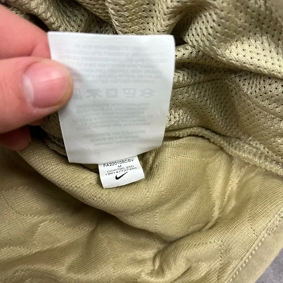 Nike Jacquard Embossed Sweatshirt - Size M - Picture 3 of 3